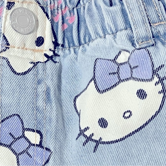 099 H&M Hello Kitty 3 Year Old Girl Paper Bag Jeans - Picture 4 of 5